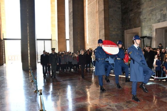 Kıraç yeniden Ata'nın huzurunda